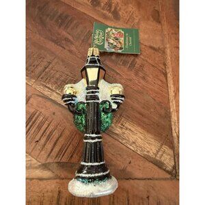 Old World Christmas - Christmas Lamp Post Ornament - 36326